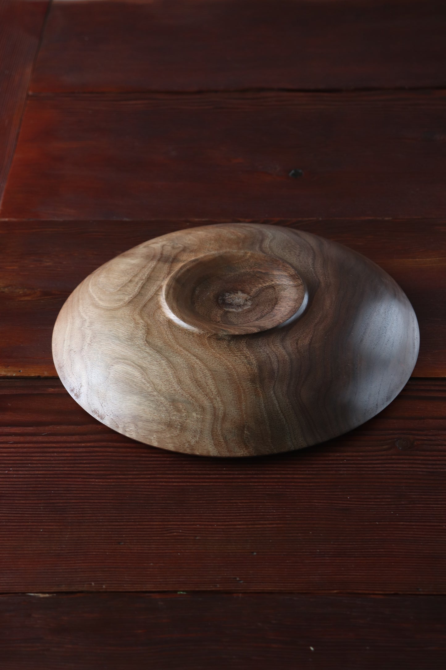 Handturned Walnut Plate with Stunning Natural Grain