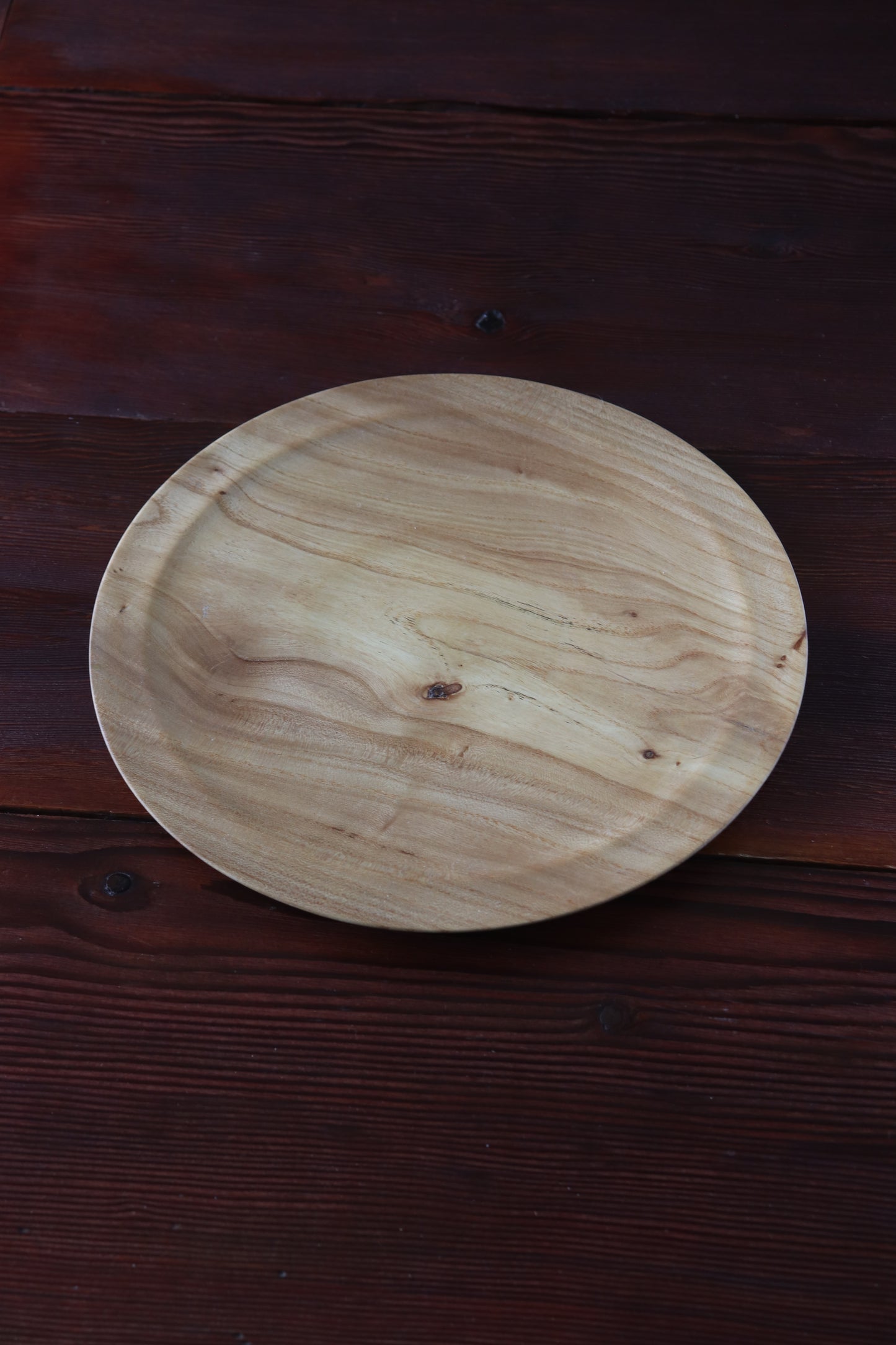 Handturned Wood Plate with Subtle Grain Detail
