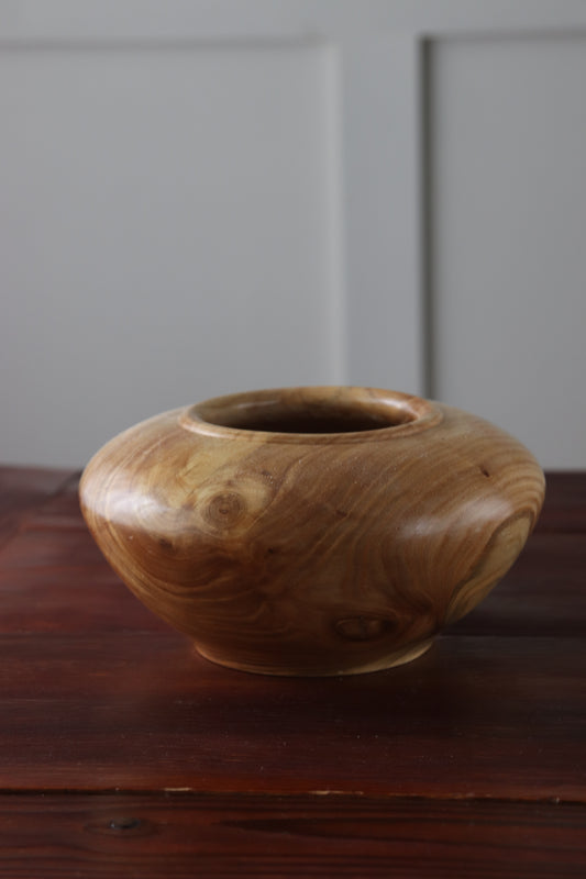 Handturned Hollow Form Vessel with Striking Grain Pattern